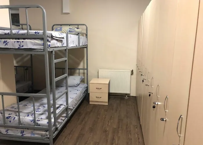 ВладаГотель